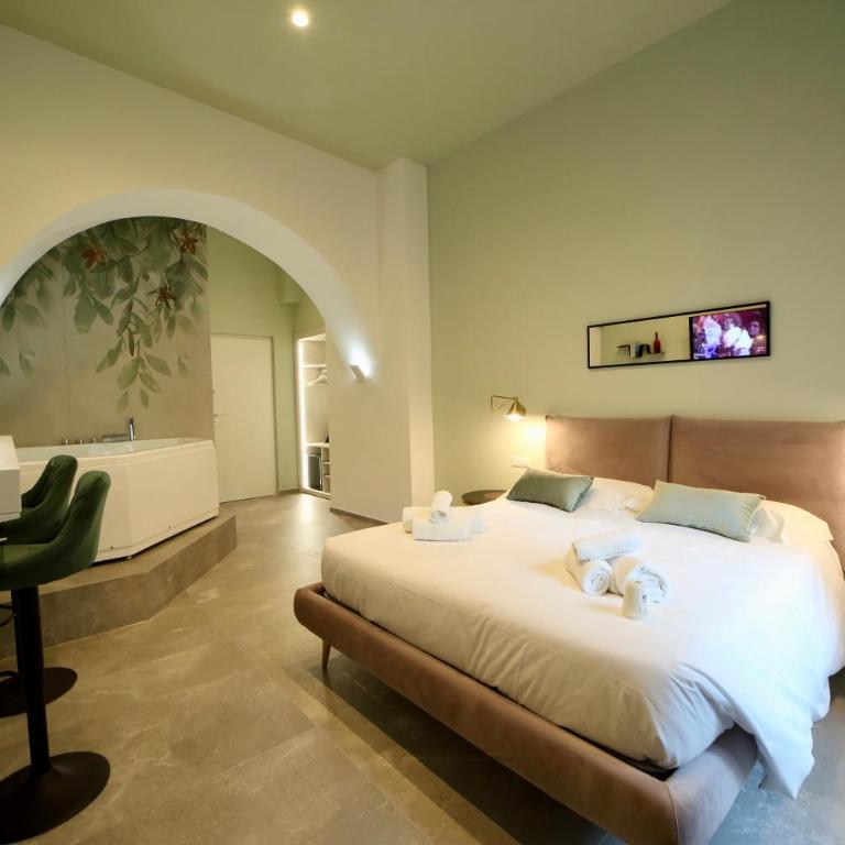 Incanto Napoli - King Room with Spa Bath - 6