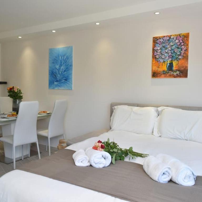 AU PORT - BRAND NEW flat w 1 bedroom, balcony, parking, AC - One-Bedroom Apartment - 5