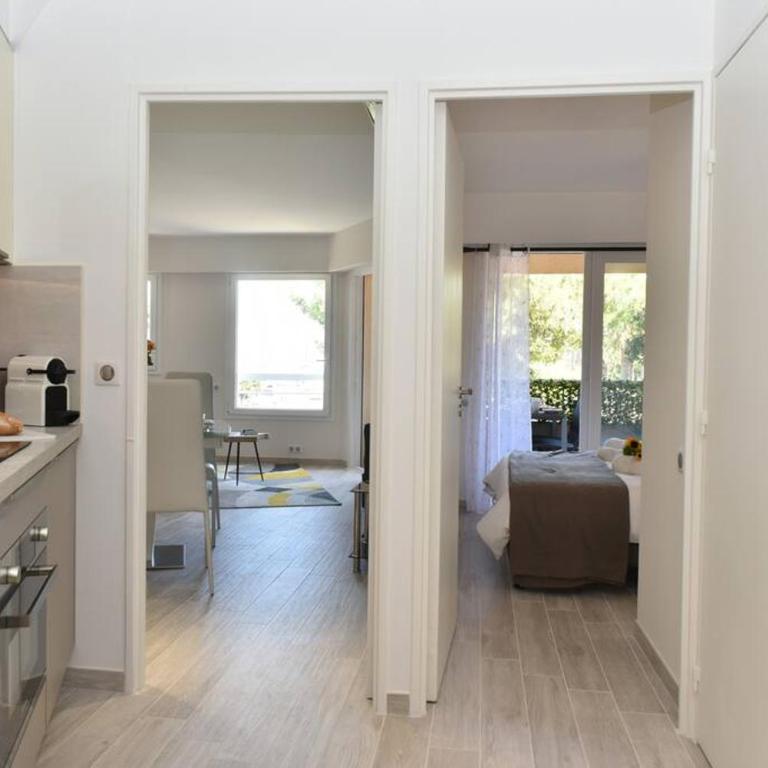 AU PORT - BRAND NEW flat w 1 bedroom, balcony, parking, AC - One-Bedroom Apartment - 14
