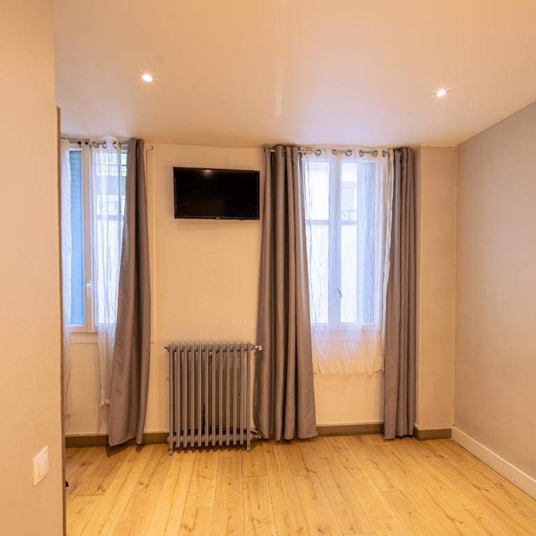 Hotel Aix Europe - Chambre Double Accessible aux Personnes à Mobilité Réduite - 3