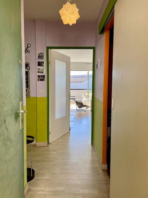 Spacieux appartement au calme à 5 minutes de la mer, parking privé - Appartement 2 Chambres - 17