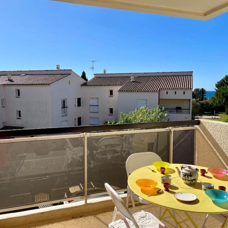 Spacieux appartement au calme à 5 minutes de la mer, parking privé - Appartement 2 Chambres - 19