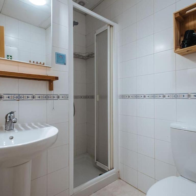 Acogedor y central - One-Bedroom Apartment - 8