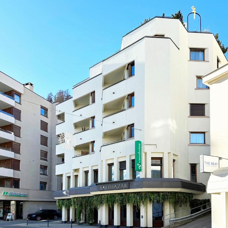 Schöne Ferienwohnung im Zentrum von St. Moritz - Apartment mit 2 Schlafzimmern - 13