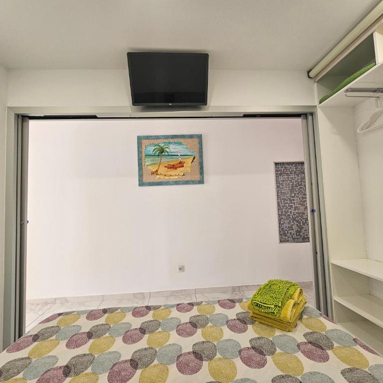 Tenerife Royal Gardens - Las Vistas TRG - Viviendas Vacacionales - Holiday Home with Terrace and Lateral Sea View - 13