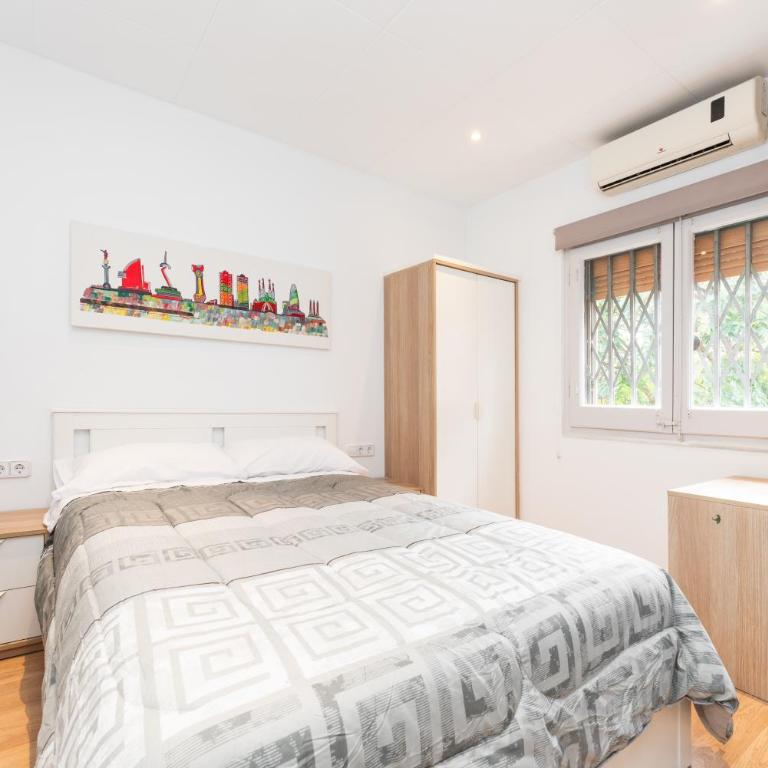 La Sagrera House - Three-Bedroom Townhouse - 28