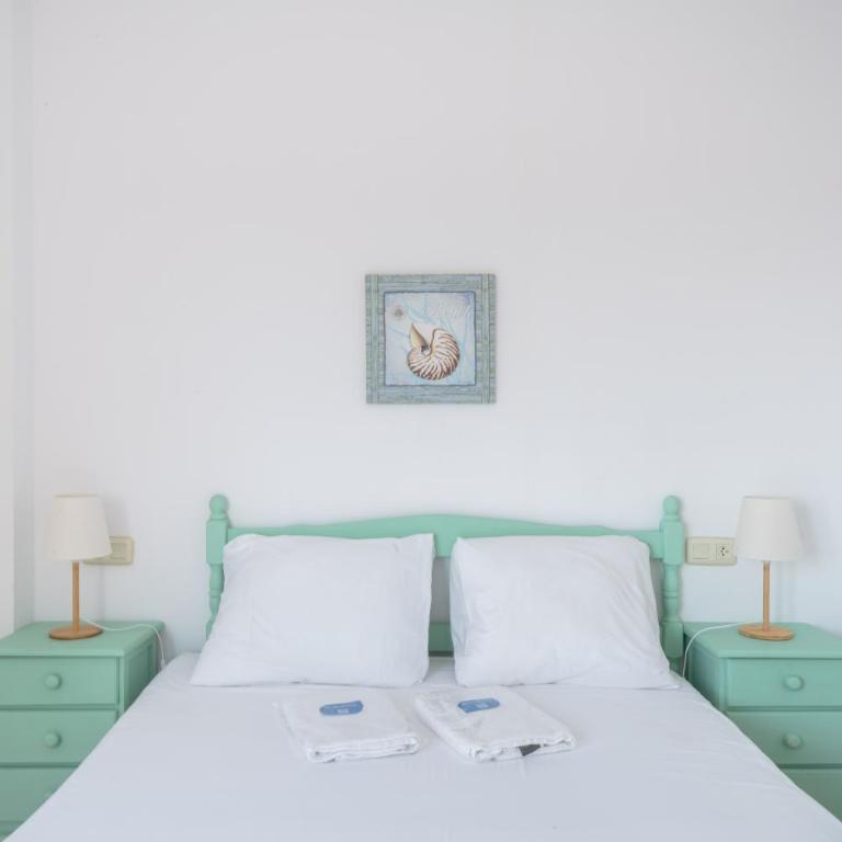 hébergement non disponible - Two-Bedroom Apartment - 9