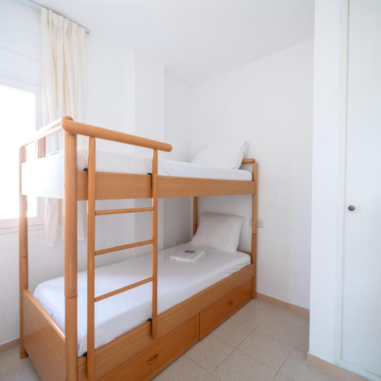 hébergement non disponible - Two-Bedroom Apartment - 11