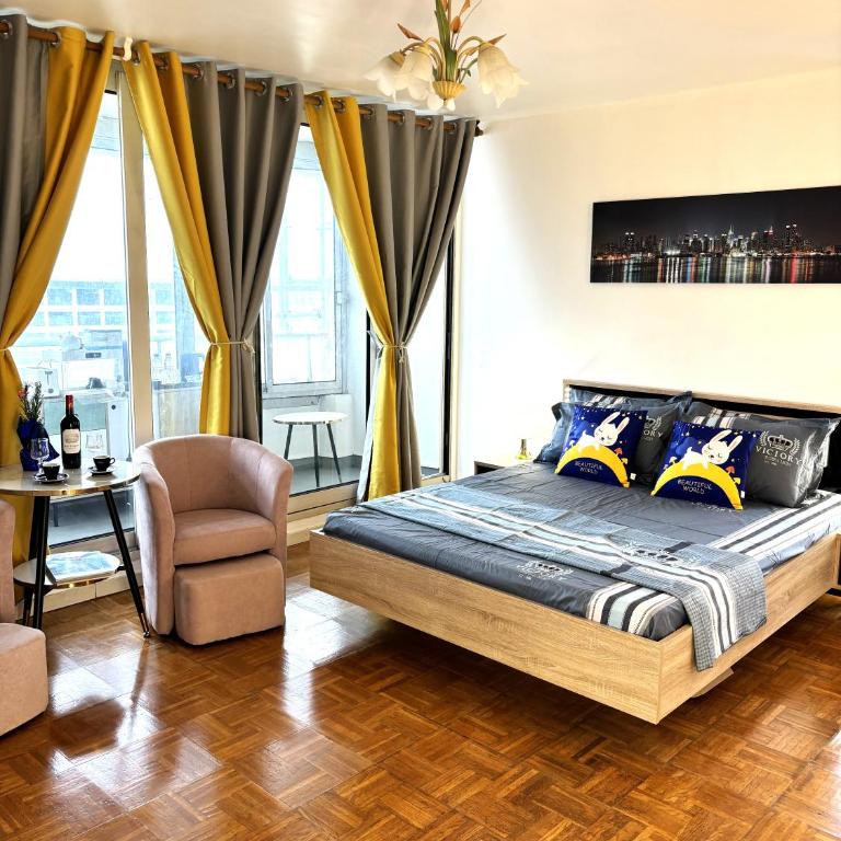 Chambre Arena Porte La Chapelle - Chambre Lit Queen-Size avec Balcon - 1