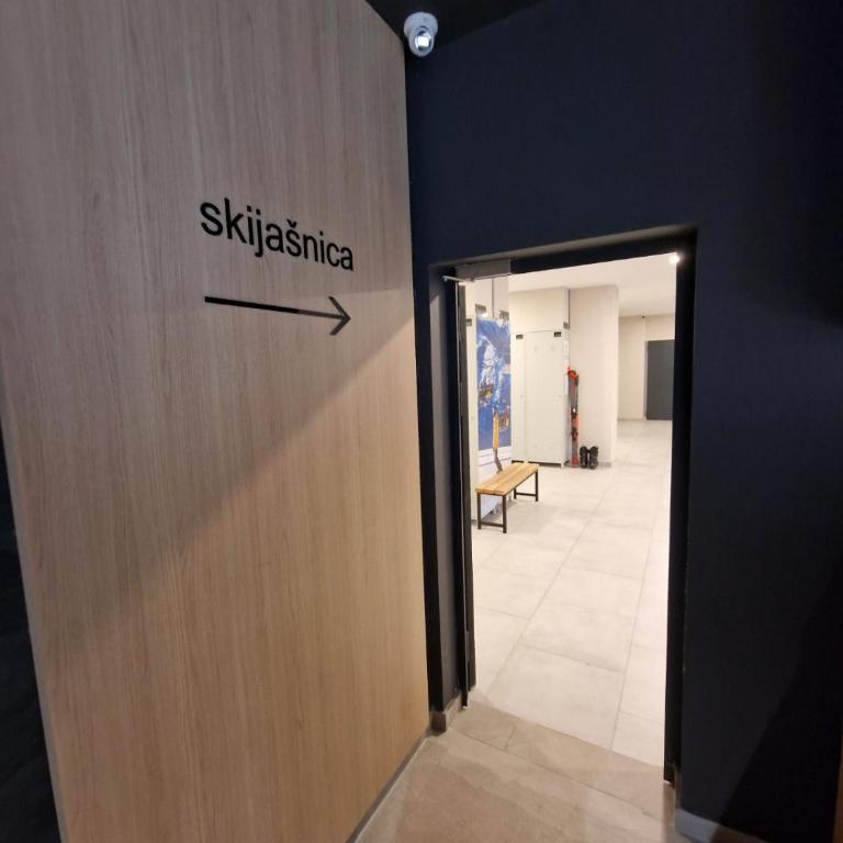 ZLATNI JAVOR 312 - One-Bedroom Apartment - 21