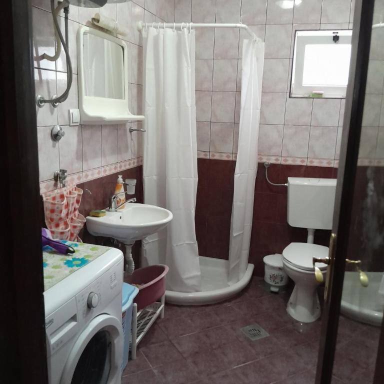 Apartment Potpara - Three-Bedroom Apartment - 10