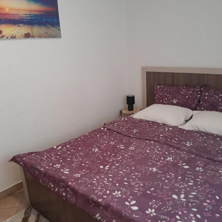 Apartment Potpara - Three-Bedroom Apartment - 16