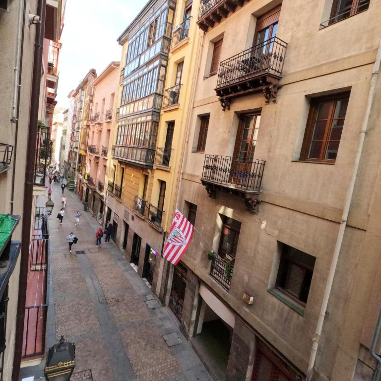 Casual Serantes Bilbao - Habitación Doble con baño privado - 16