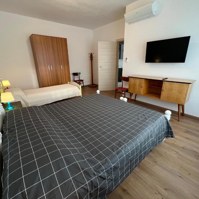CASA PAOLA Central Stay by the Lake - Appartamento con 1 Camera da Letto - 7