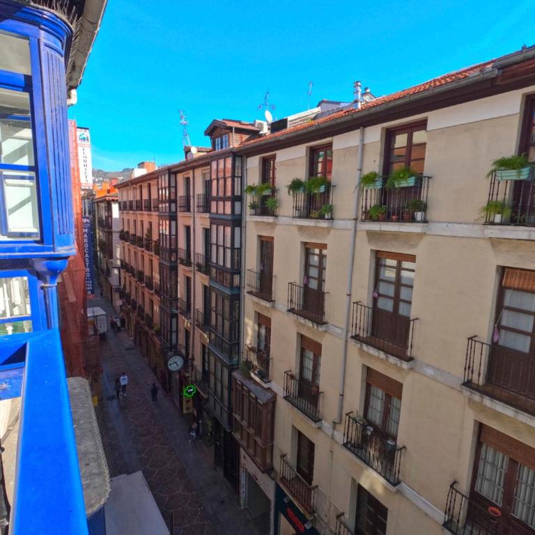 Casual Gurea Bilbao - Dreibettzimmer - 4