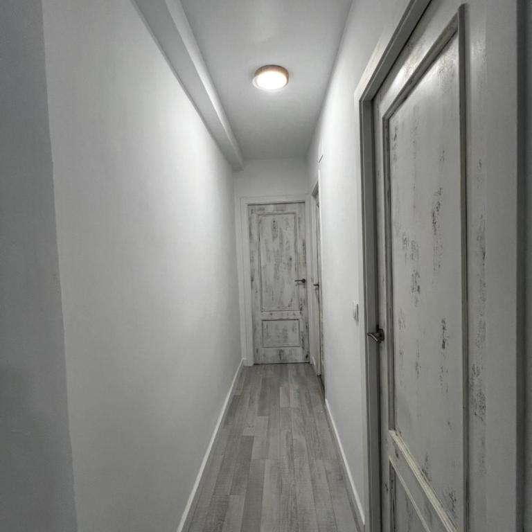Céntrico rincón de ensueño con opción a PARKING - Two-Bedroom Apartment - 21