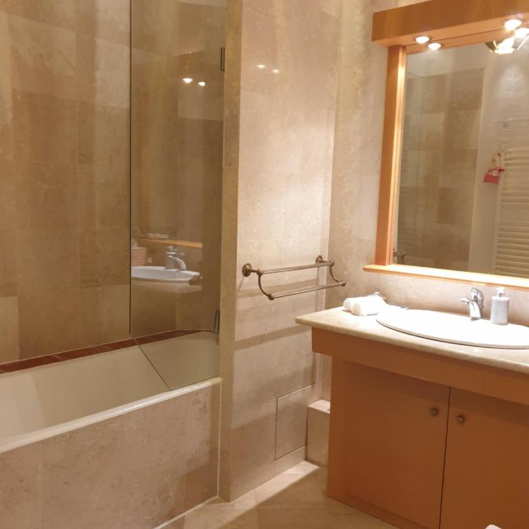 Appartement haussmannien cosy - Appartement 2 Chambres - 23