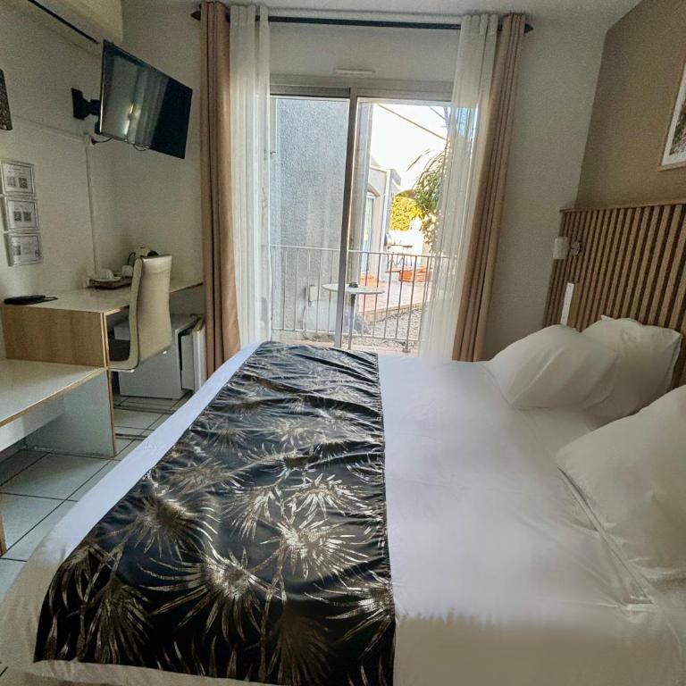 Acapella Hotel - Chambre Double Supérieure - Vue sur Piscine - 6