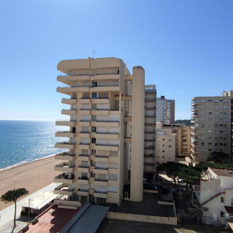 Apartamento Espectacular Frente al Mar en Playa de Aro, Costa Brava - ES-209-76 - Apartamento - 2