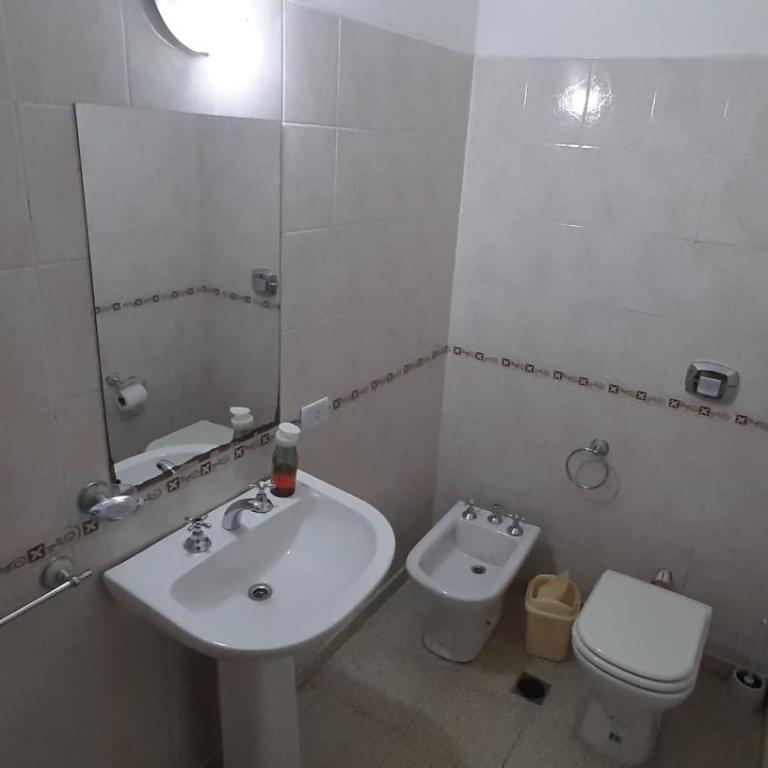 Amplio Dpto 2 dorm zona norte - Apartamento de 1 dormitorio - 5