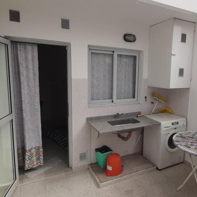 Amplio Dpto 2 dorm zona norte - Apartamento de 1 dormitorio - 6