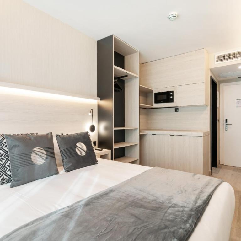 Dobo Madrid SB20 - Standard Double Room - 10