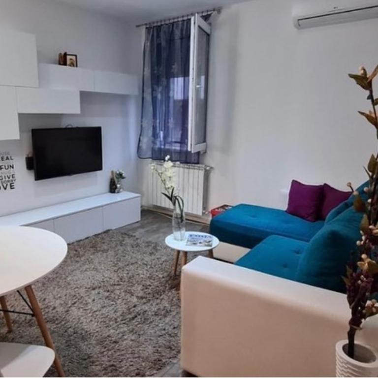 Marta Apartment - One-Bedroom Apartment - 6