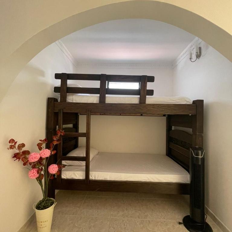 Apartamento para máx 5 personas, habitación privada con cama doble , habitación abierta con camarote y sofá cama, comodo, bonito, central, bien ubicado, en el centro de palmira - Apartamento de 1 dormitorio - 6