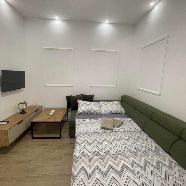 Apartments KinGs - Studio with Terrace - 17