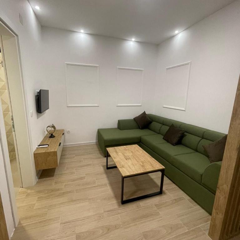 Apartments KinGs - Studio with Terrace - 6