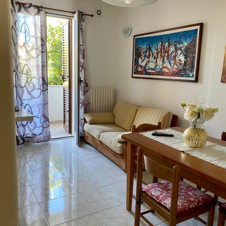 Casa vacanze in cond. Belvedere - Appartamento con 2 Camere da Letto - 2
