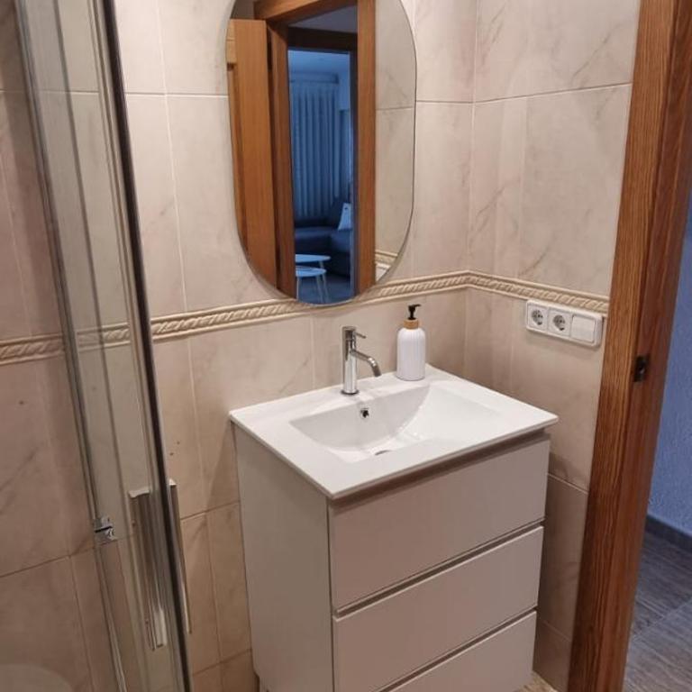 Apartamento Acantilados vistas Mar - Two-Bedroom Apartment - 32