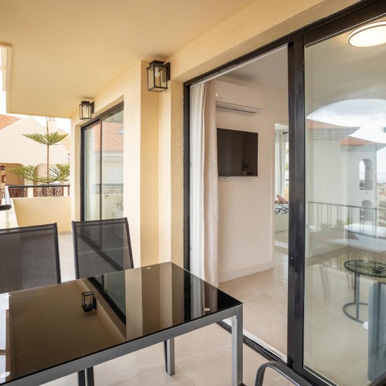 Castle Harbour Luxury Family Home Heated Pool by LoveTenerife - Apartamento con vistas al mar - 5