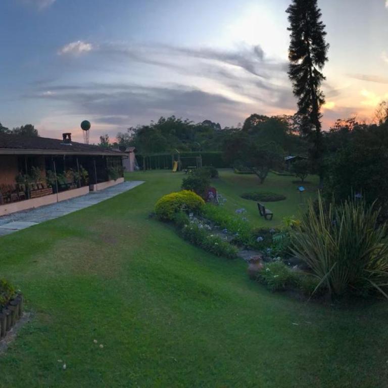 CASA CAMPESTRE EN LLANOGRANDE - Casa de 7 dormitorios - 24