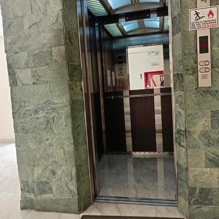 VIP Apartment - Balcony - Parking - 6th Floor - Apartamento de 2 dormitorios - 35