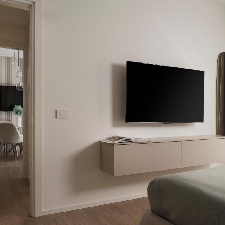 Marina Suite Apartments - Junior Suite - 4