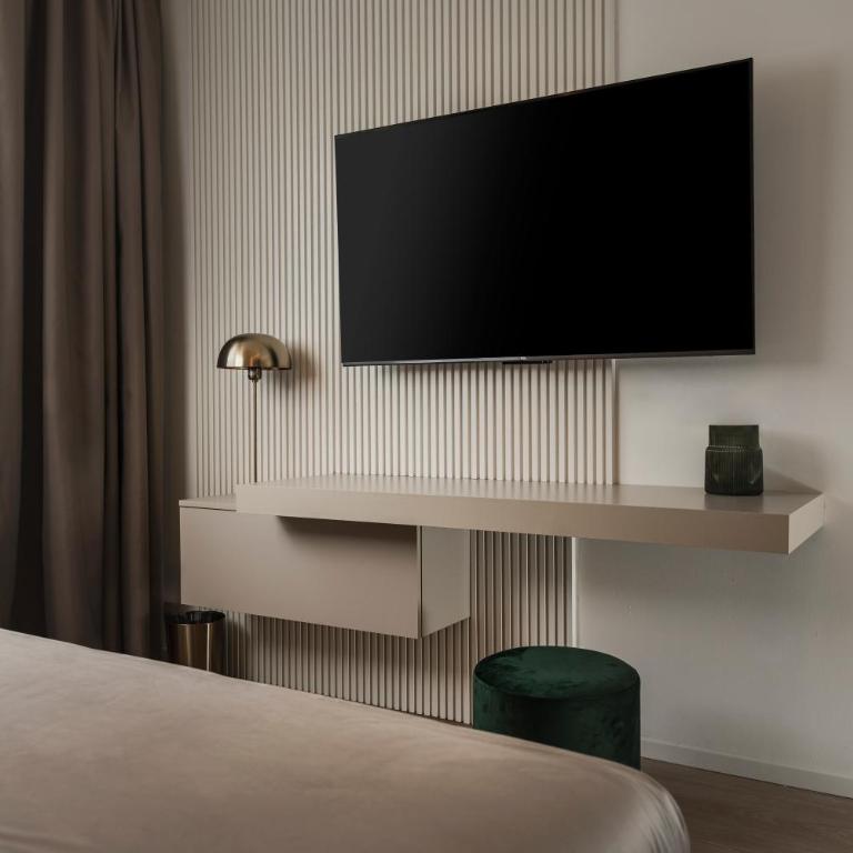 Marina Suite Apartments - Junior Suite - 3