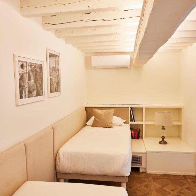 Suite Residenza Quartieri Storici Duomo - Superior Suite - 13