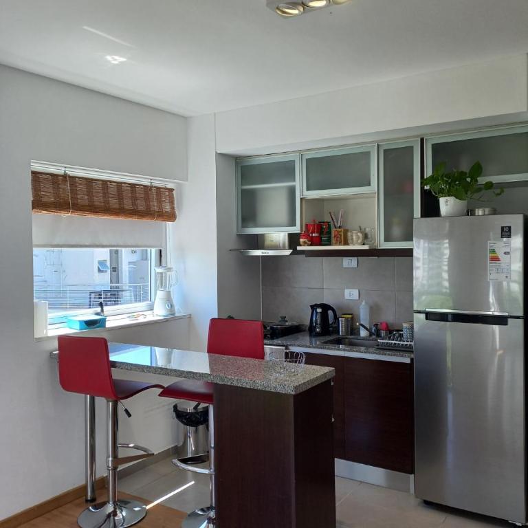 River Views! A pasos de la costanera Seguridad 24hs Pileta Gym Laundry - Apartamento de 1 dormitorio - 2