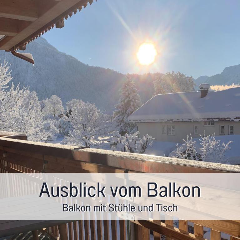 Ferienwohnungen Scholl - private Sauna oder Infrarotkabine - Apartment mit 1 Schlafzimmer, Balkon und Bergblick - 3