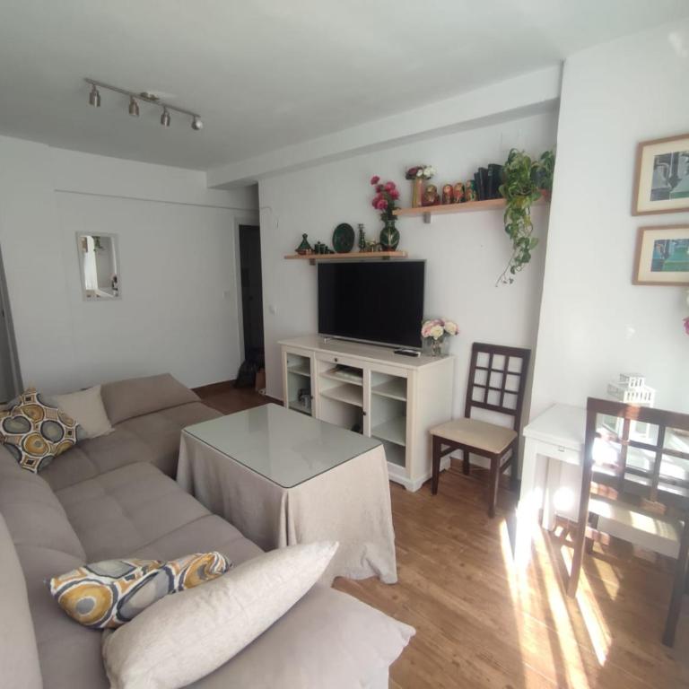 piso reformado 3 habitaciones - Apartamento de 3 dormitorios - 40