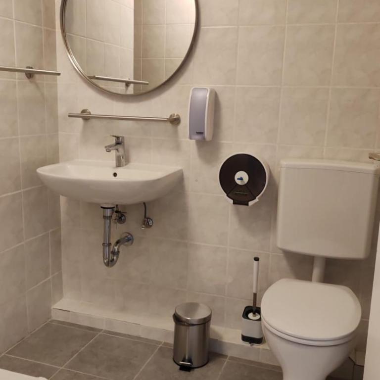 Klockerhof Appartements I Rooms - Doppel- oder Zweibettzimmer - 4