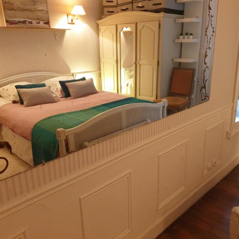 Appartement haussmannien cosy - Appartement 2 Chambres - 12