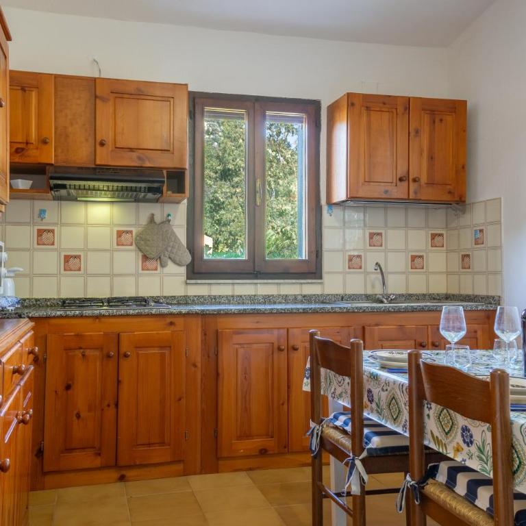 [COSTA REI] *500 metri dal mare* Free Parking/Wifi - Casa con 2 Camere da Letto - 4