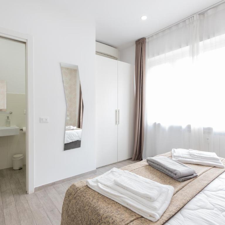 247 Luxury Rooms Trastevere - Superior Triple Room - 14