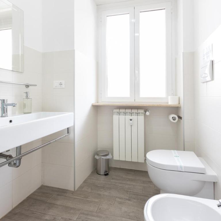 247 Luxury Rooms Trastevere - Deluxe Double Room with Balcony - 7