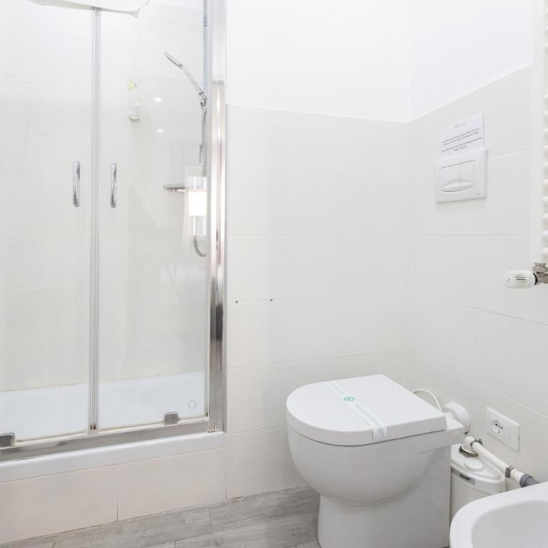 247 Luxury Rooms Trastevere - Deluxe Double Room with Balcony - 9