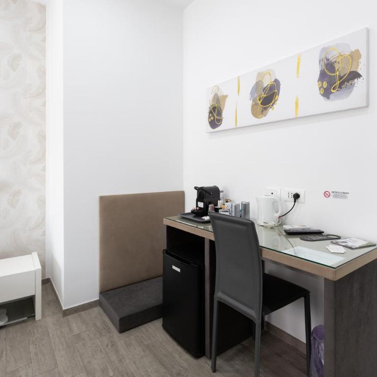247 Luxury Rooms Trastevere - Deluxe Double Room with Balcony - 27