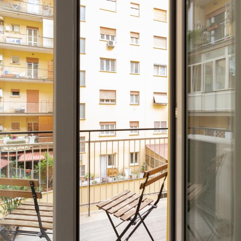 247 Luxury Rooms Trastevere - Double Room with Balcony - 23