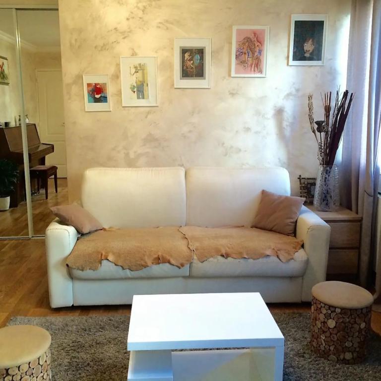 2 pièces lumineux et calme à Paris - Appartement 1 Chambre - 1